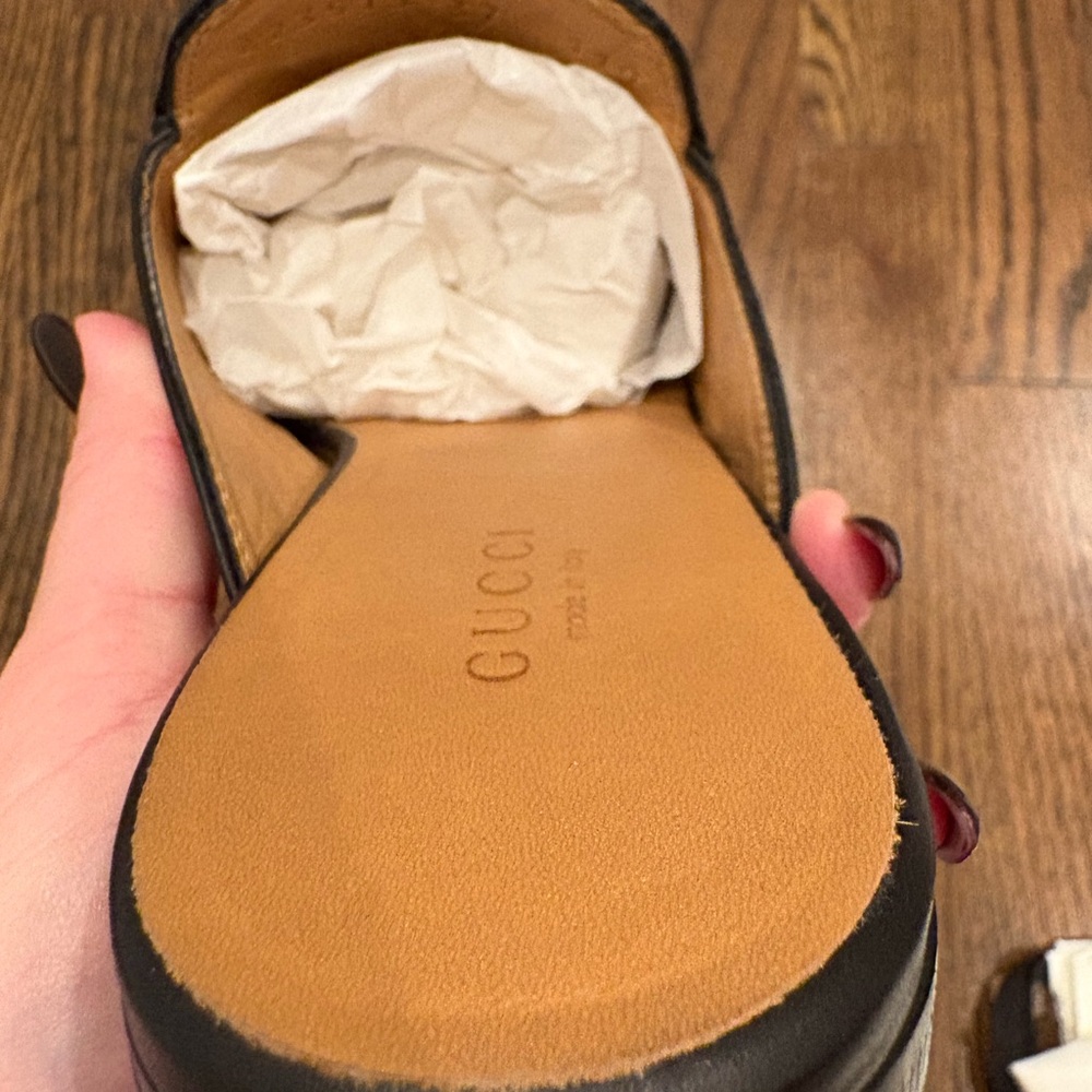 Gucci Women’s black loafer mules size 37 - Picture 3 of 7